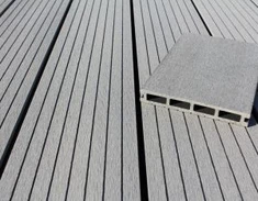 डब्ल्यूपीसी फ़्लोरिंग डेक